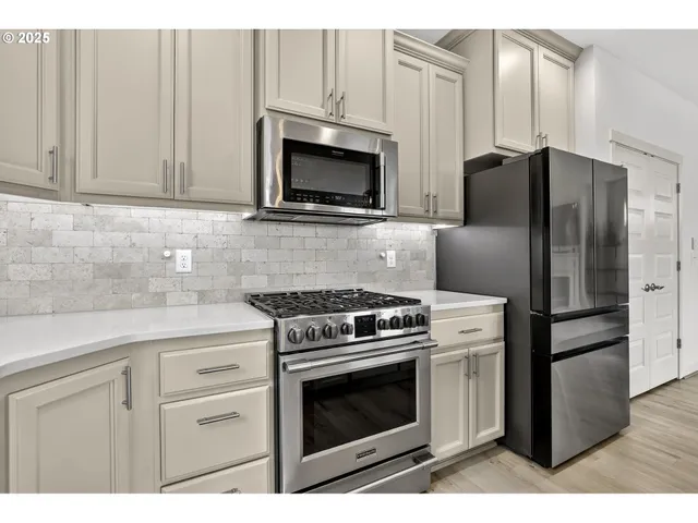 $599,950 | 6207 Northeast 133rd Way, Vancouver, WA 98686