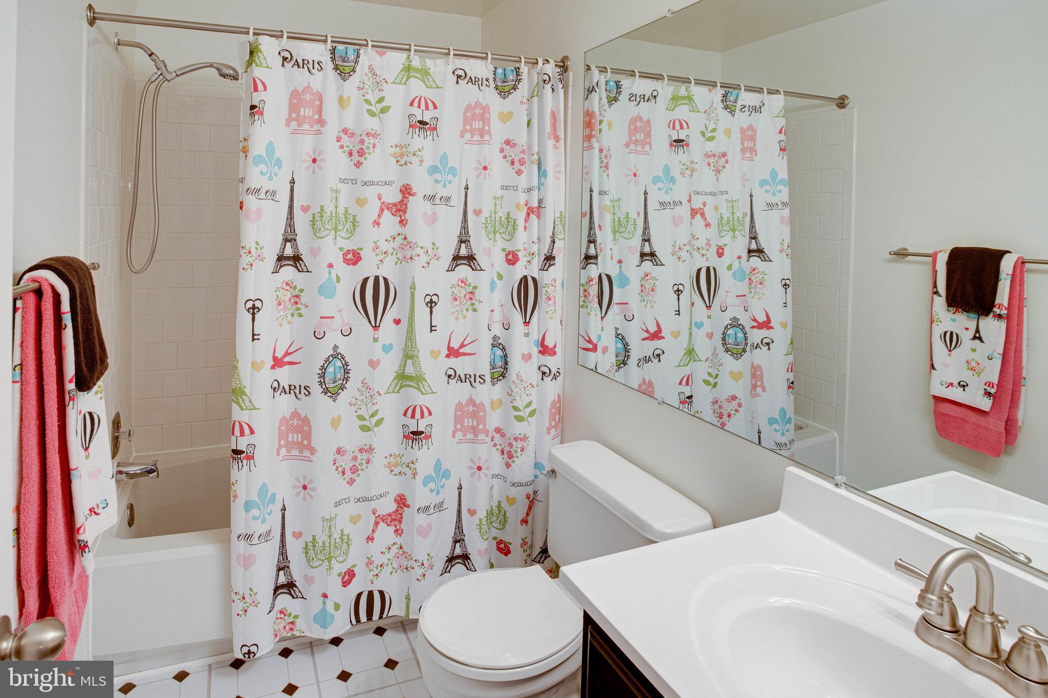 5990 Powell's Landing Road Burke, VA 22015 - Photo 32 of 58 Gallery Image 32
