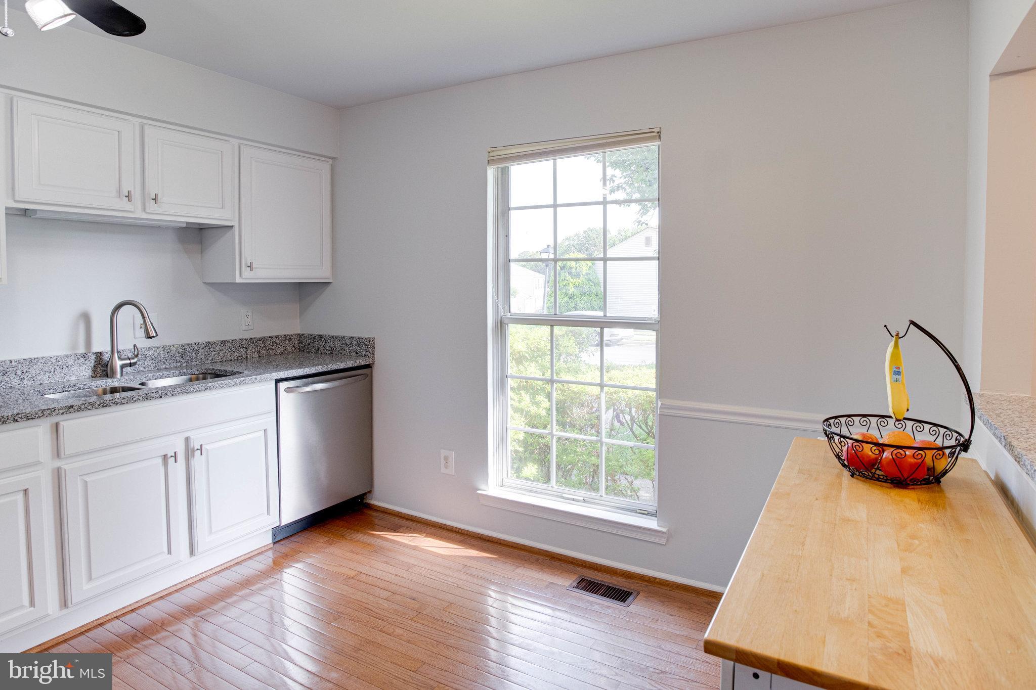 5990 Powell's Landing Road Burke, VA 22015 - Photo 8 of 58 Gallery Image 8