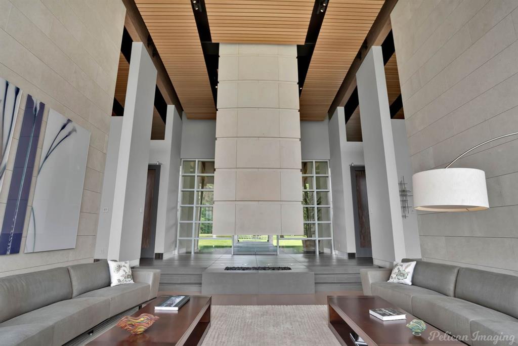 613 Moore Road Elm Grove, LA 71051 - Photo 8 of 40 a living room with furniture and a window