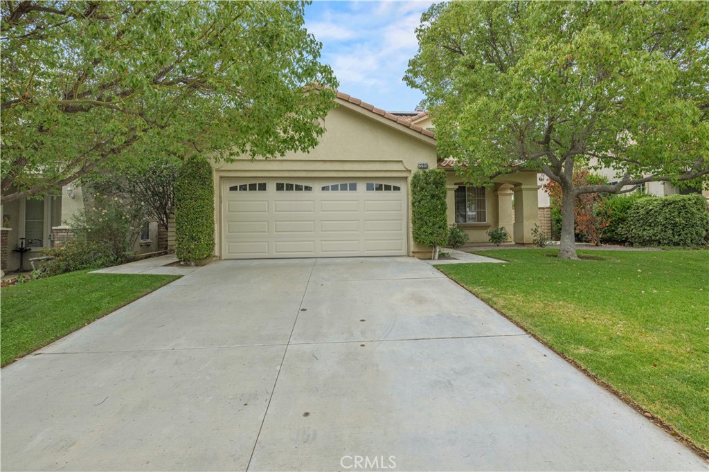 22915 Raintree Lane Saugus, CA 91390 - Photo 70 of 70