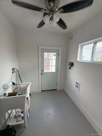 $1,895 | 4920 Lincoln Street, Denver, CO 80216