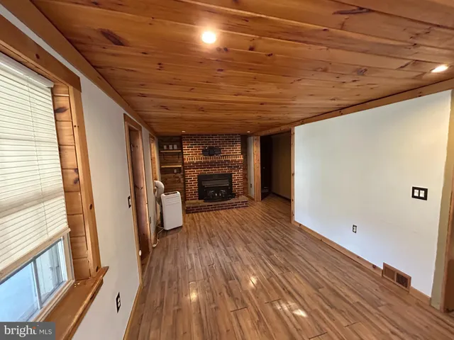 $205,000 | 8102 Us Highway, McVeytown, PA 17051