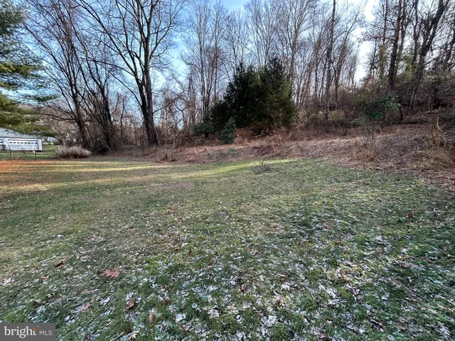 $205,000 | 8102 Us Highway, McVeytown, PA 17051