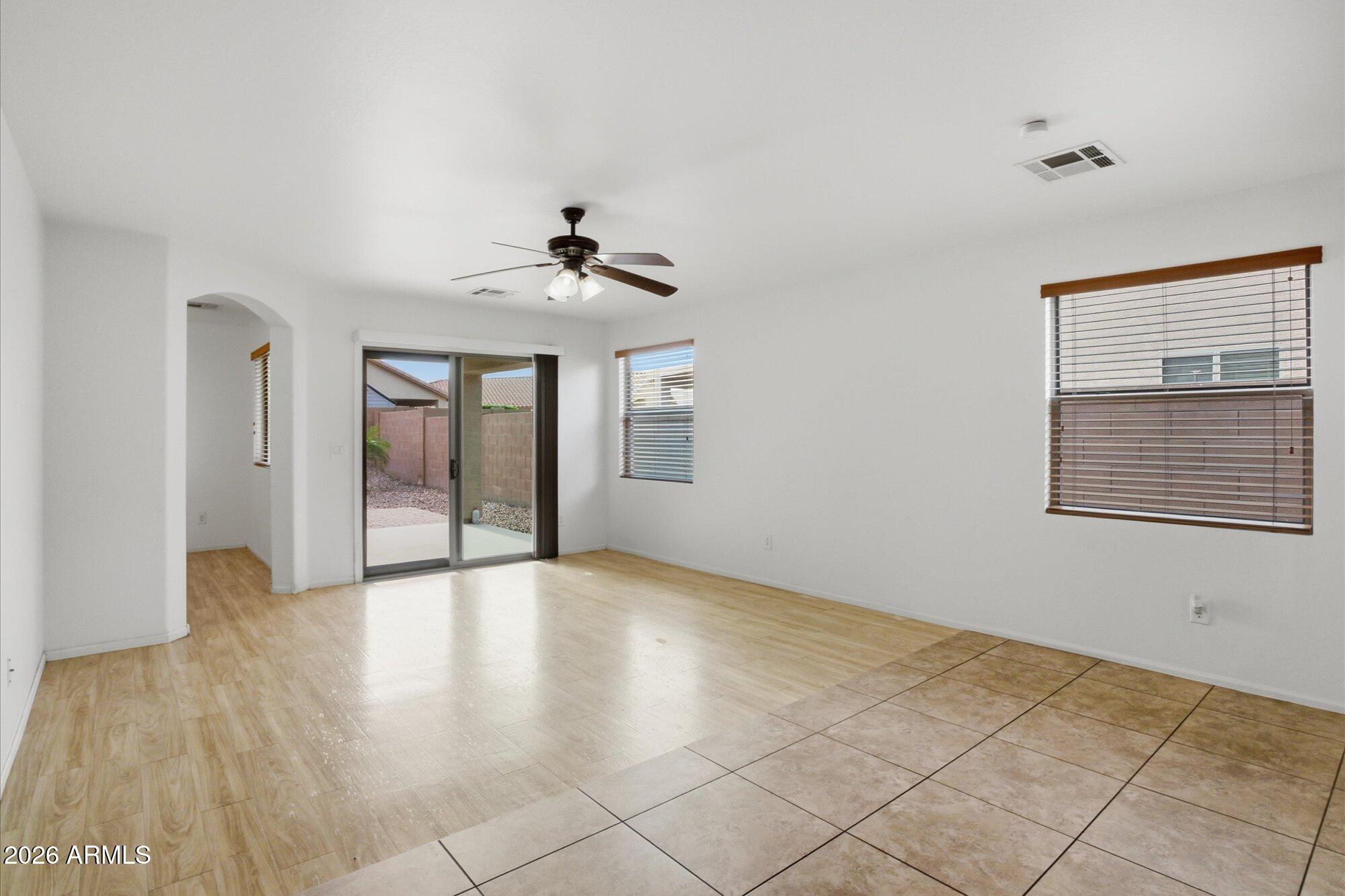 4637 West Carson Road Laveen, AZ 85339 - Photo 8 of 32 GREAT ROOM 7