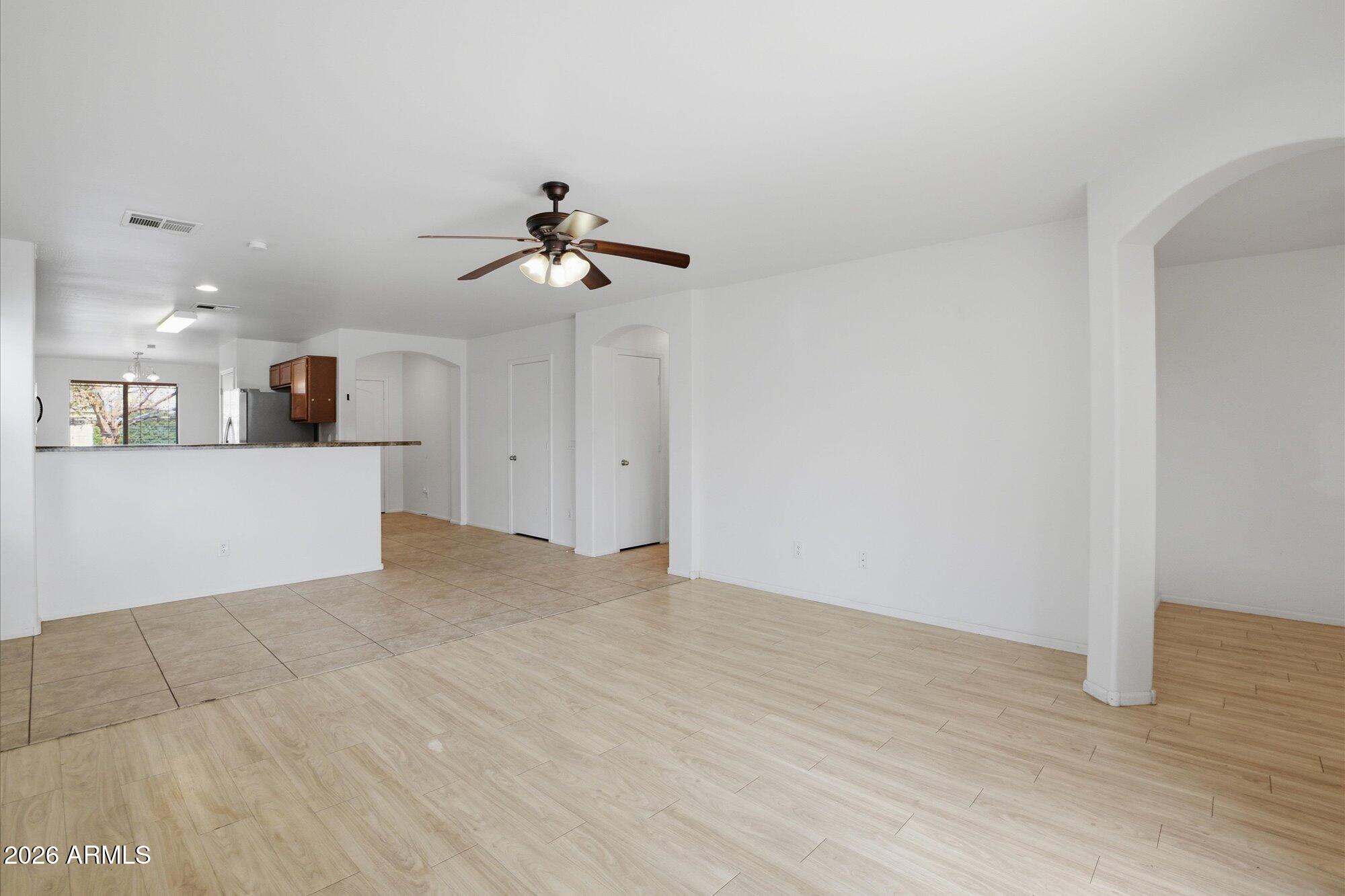 4637 West Carson Road Laveen, AZ 85339 - Photo 9 of 32 GREAT ROOM 8