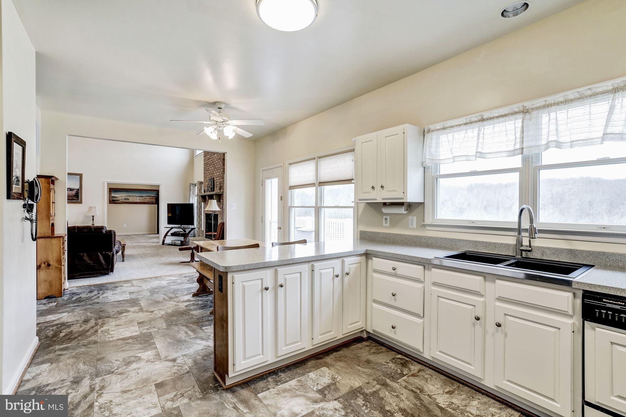 6328 Georgetown Road Broad Run, VA 20137 - Photo 13 of 27 Kitchen