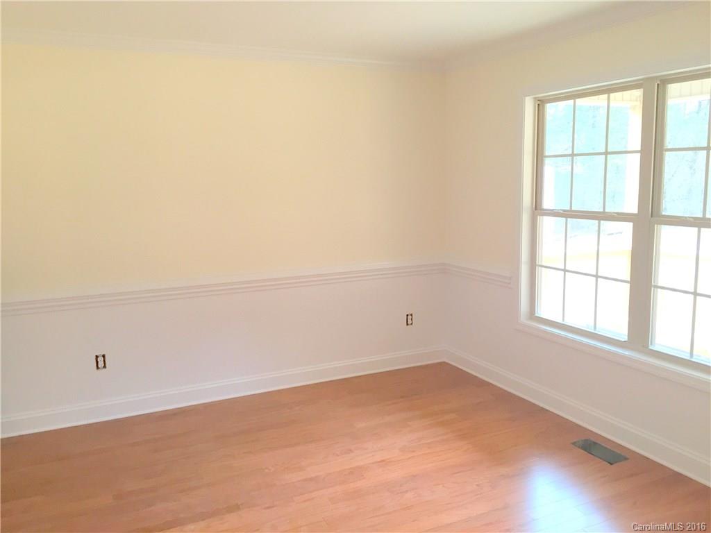 1390 Lincoln Road York, SC 29745 - Photo 3 of 14 Gallery Image 3