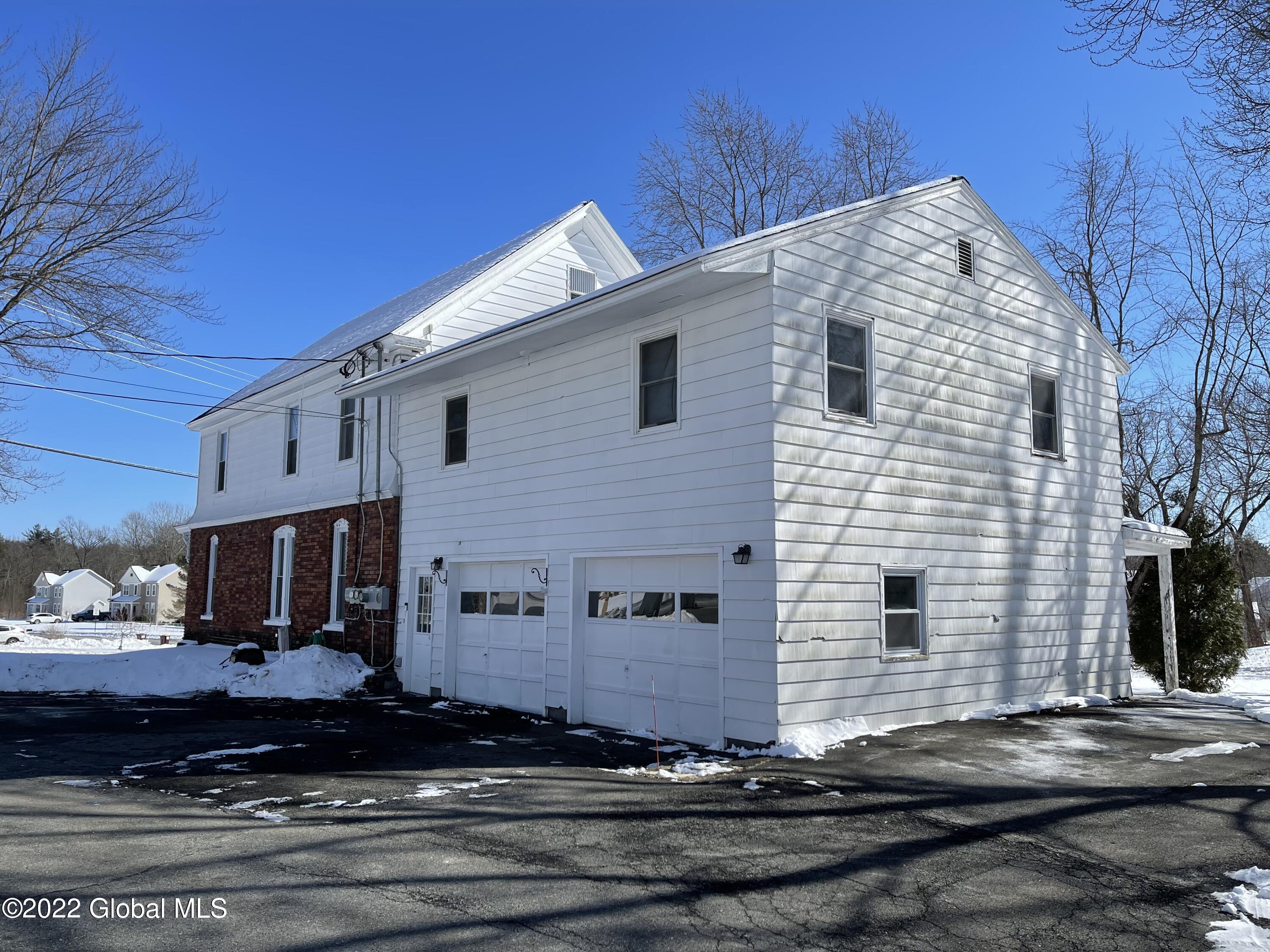 82 Werner Road Halfmoon, NY 12065 - Photo 4 of 42 IMG_0784