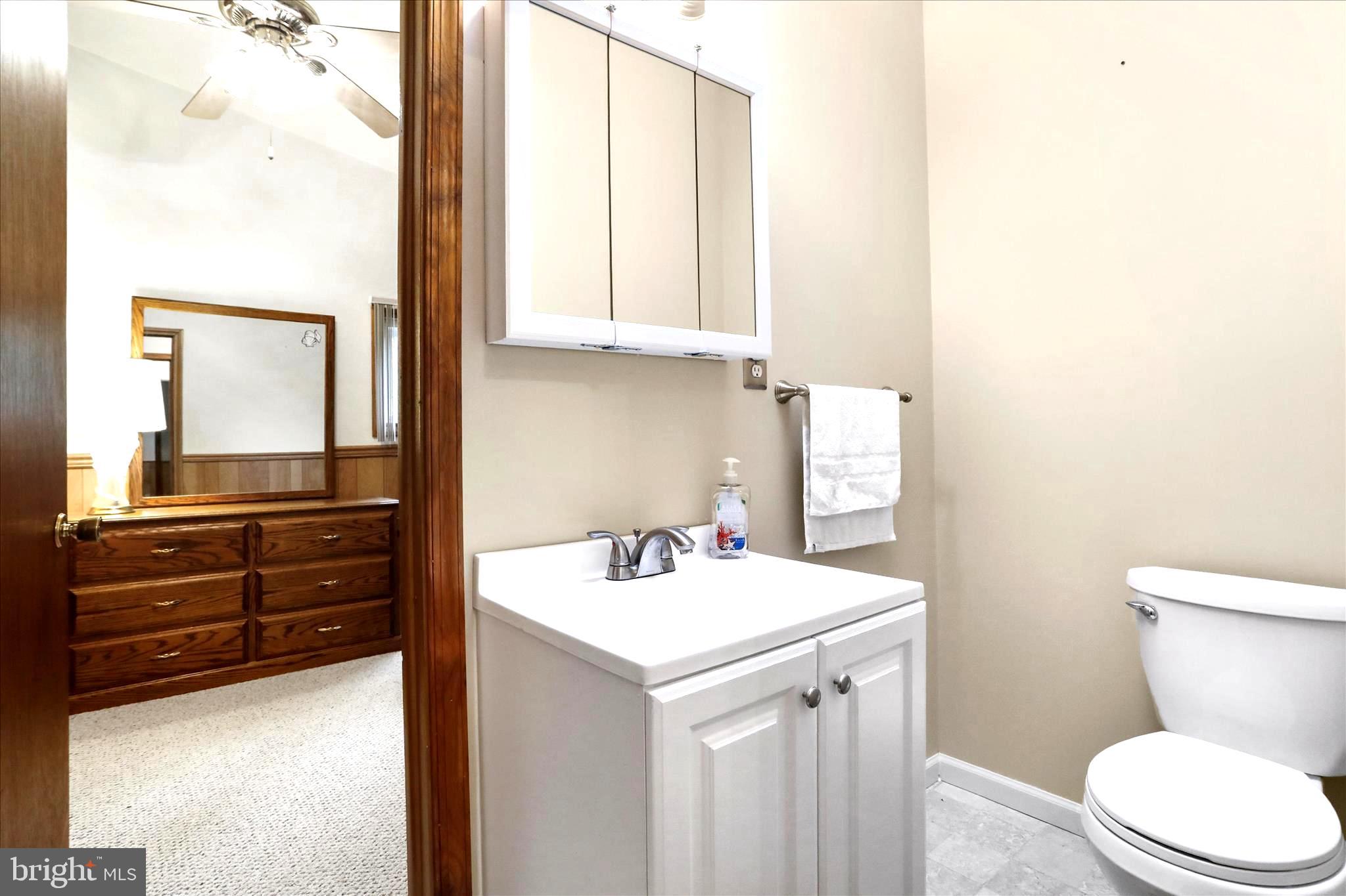 222 Skippers Point Road Oakland, MD 21550 - Photo 33 of 57 1/2 bath