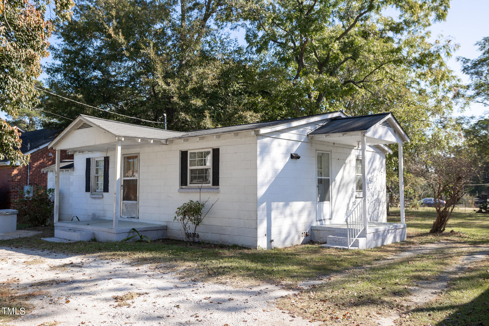 170 Galilee Road Smithfield, NC 27577 - Photo 3 of 22 IMG_3224-2