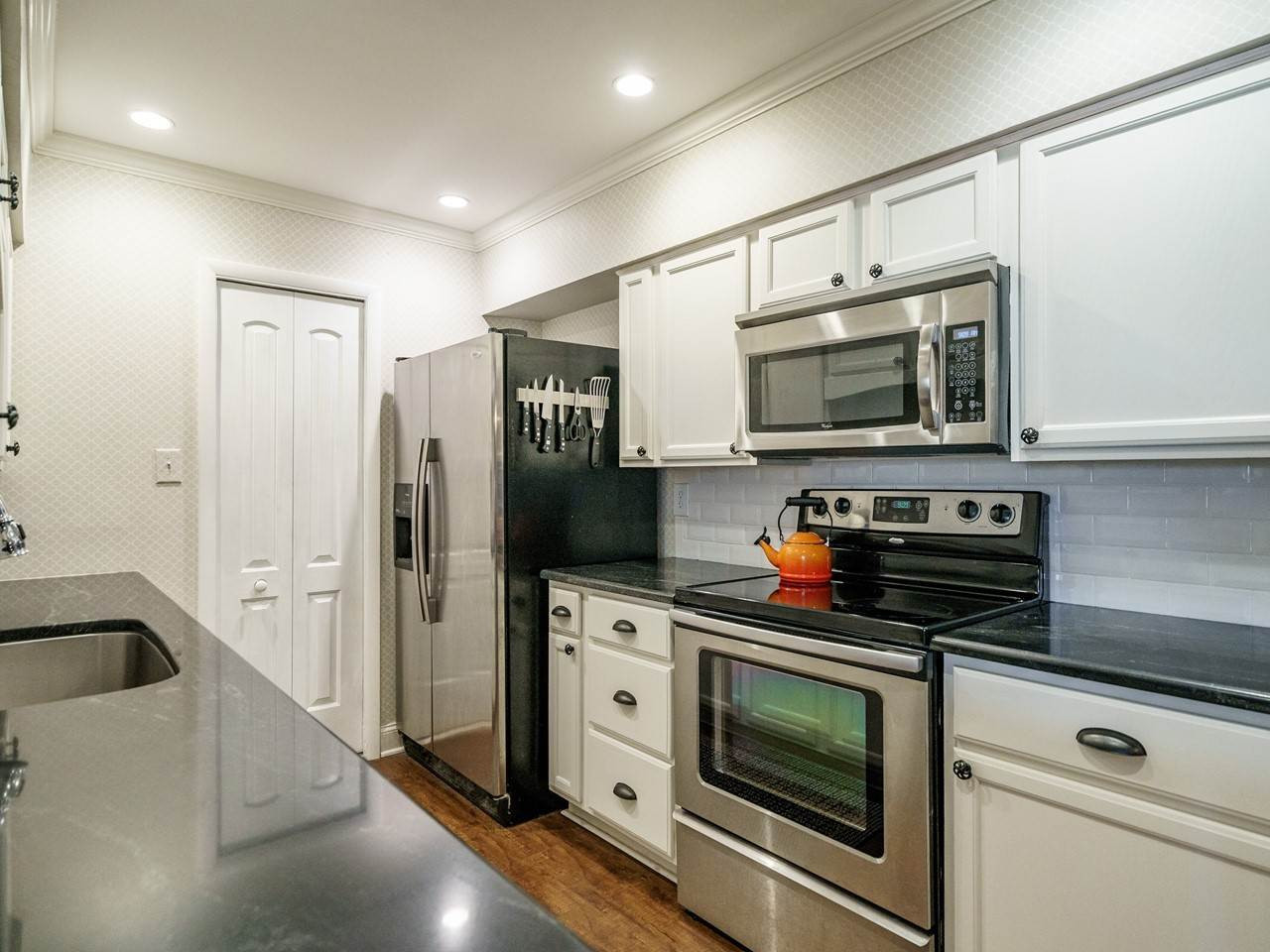 4709 Edwards Mill Road, Unit G Raleigh, NC 27612 - Photo 8 of 22 Photo 8