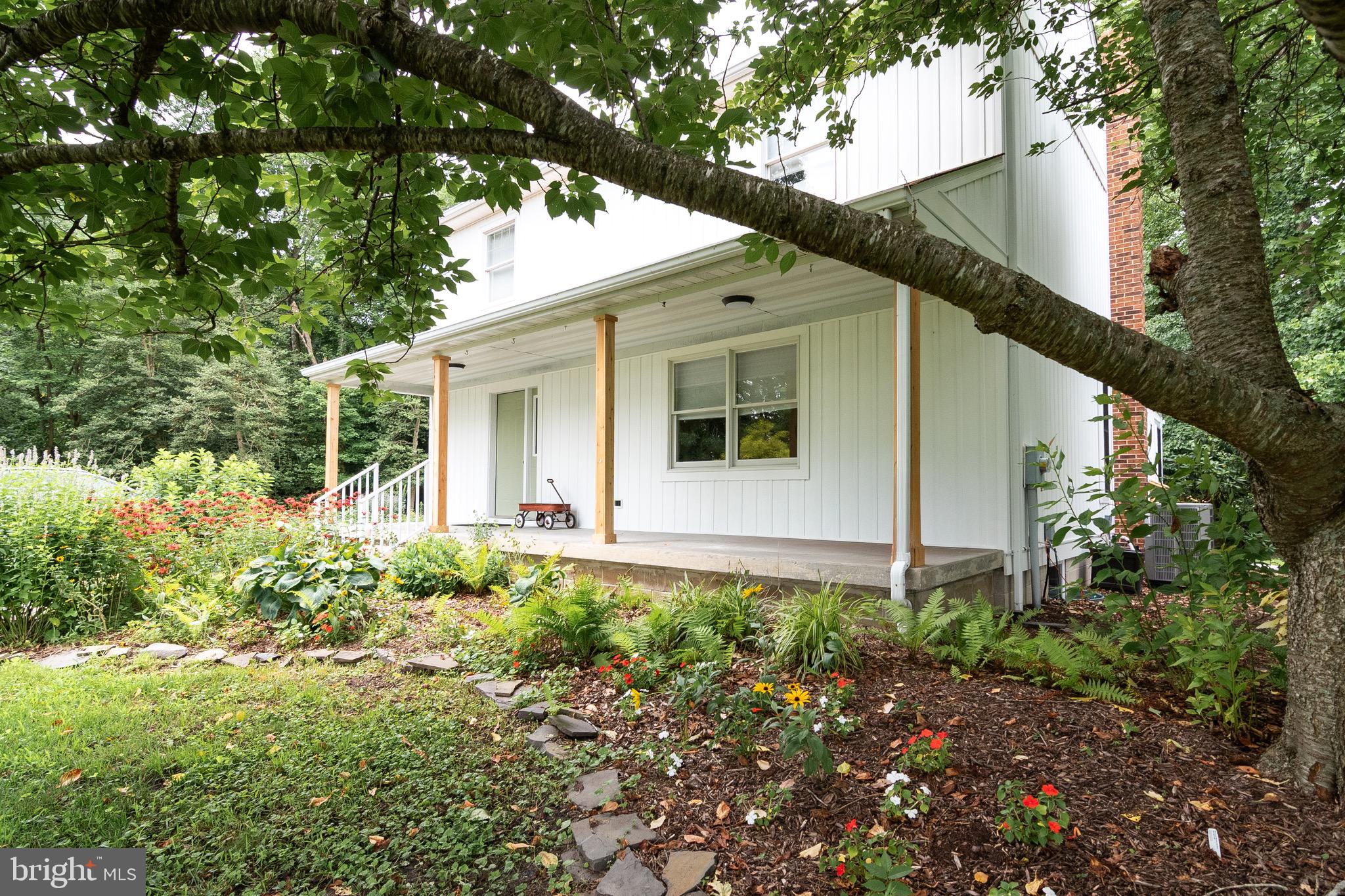 10348 Memory Road Harrington, DE 19952 - Photo 4 of 56
