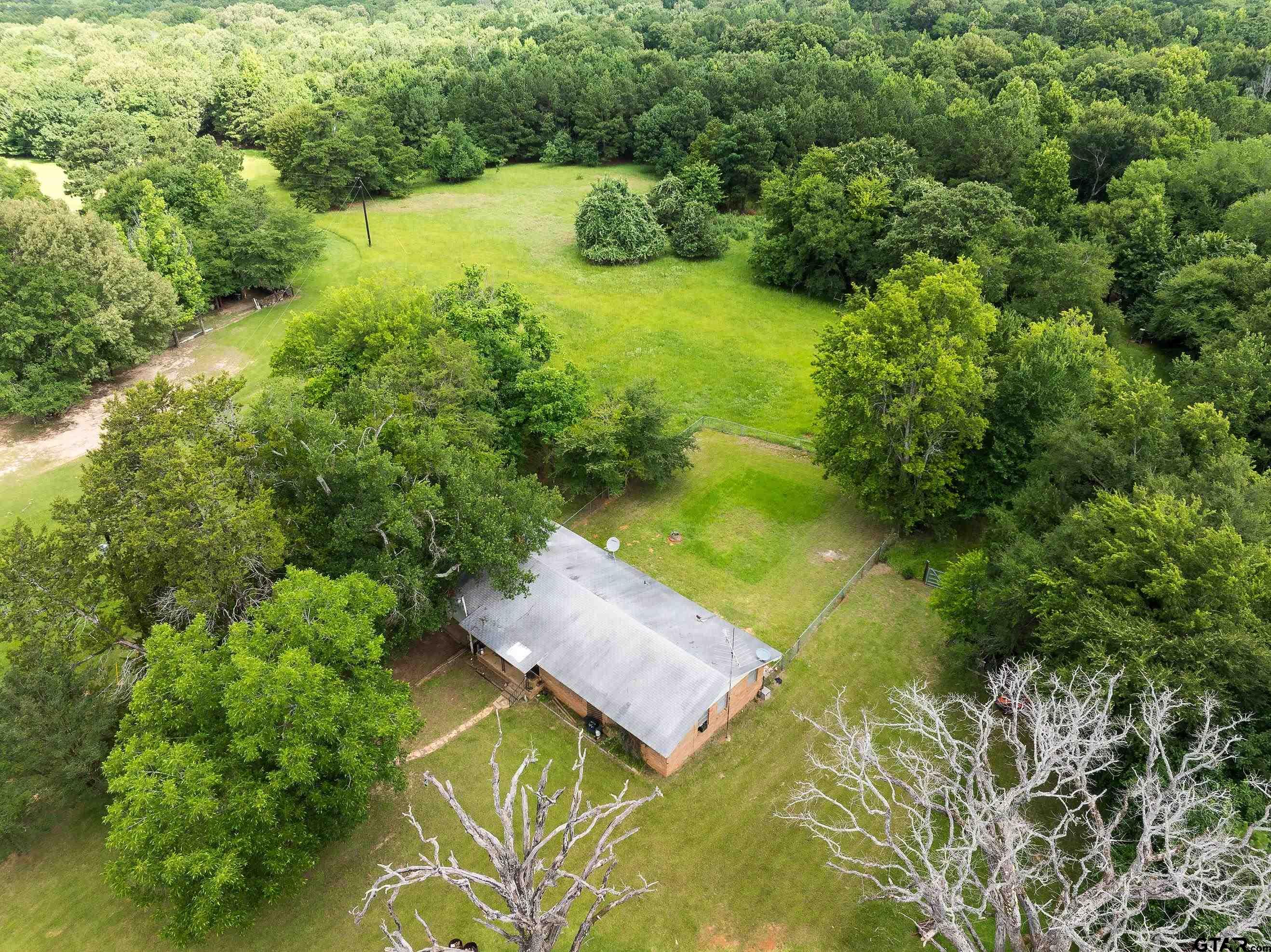 519 An County Road Palestine, TX 75803 - Photo 26 of 48 Gallery Image 26