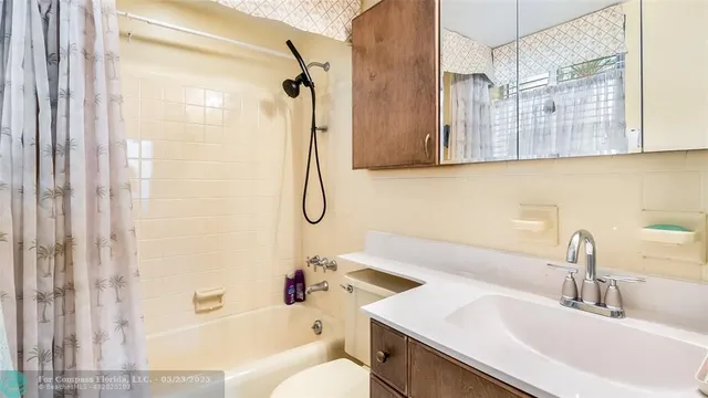 $565,000 | 180 Isle Of Venice Drive, Unit 127, Fort Lauderdale, FL 33301