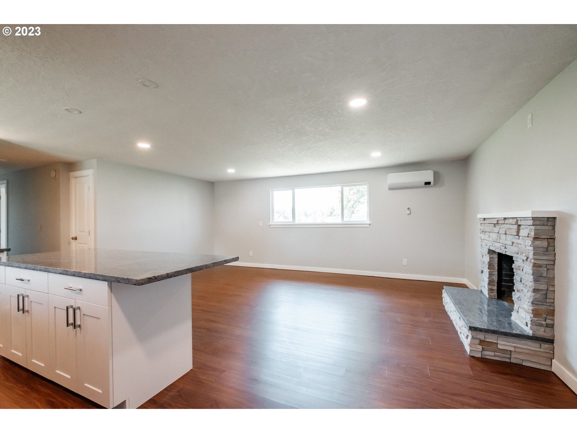 36362 Leslie Road Scio, OR 97374 - Photo 3 of 41 Gallery Image 3