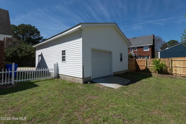 $389,900 | 2403 Harness Court, Greenville, NC 27858