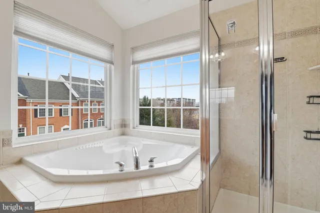 $3,300 | 21770 Ladyslipper Square, Ashburn, VA 20147