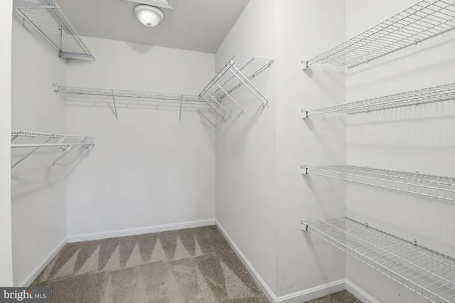 $3,300 | 21770 Ladyslipper Square, Ashburn, VA 20147