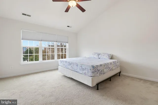 $3,300 | 21770 Ladyslipper Square, Ashburn, VA 20147