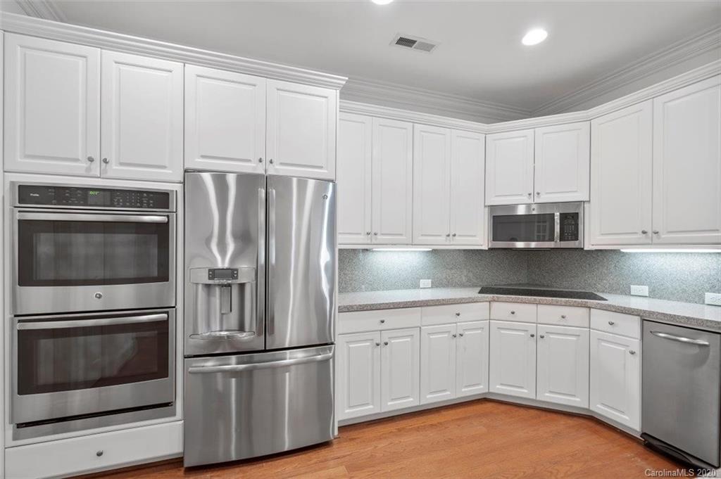 966 Queens Road Charlotte, NC 28207 - Photo 11 of 28 Gallery Image 11