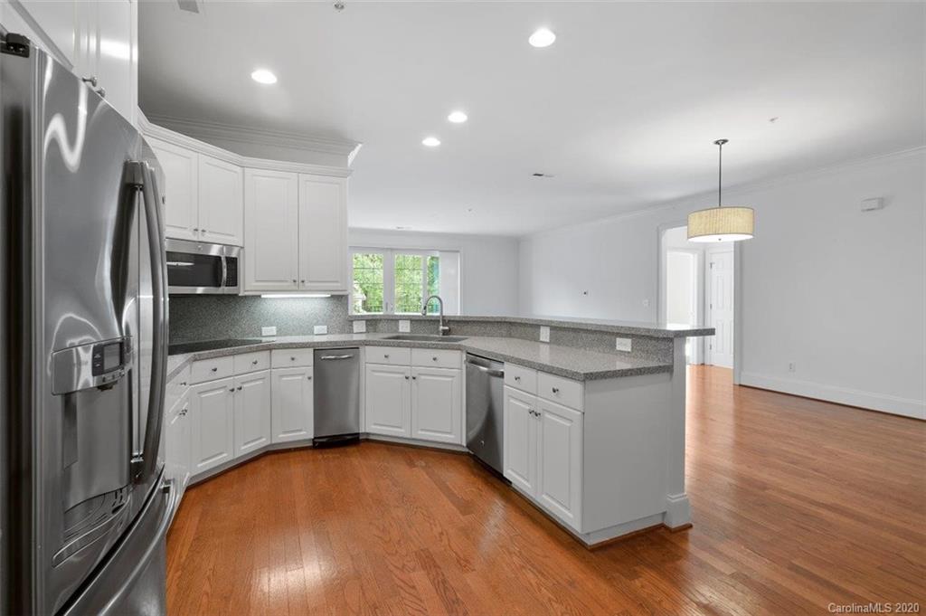 966 Queens Road Charlotte, NC 28207 - Photo 13 of 28 Gallery Image 13