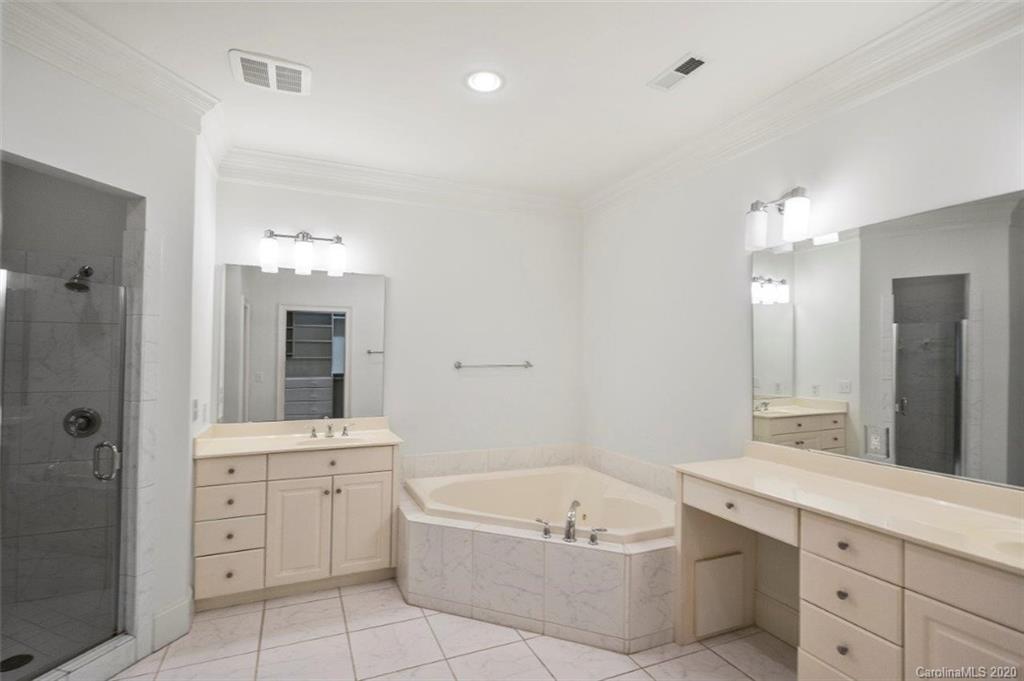 966 Queens Road Charlotte, NC 28207 - Photo 20 of 28 Gallery Image 20