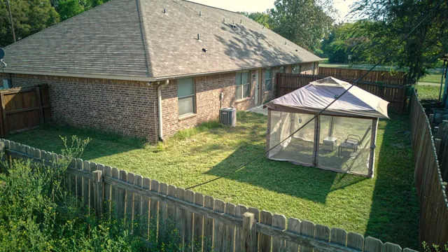 $430,000 | 19054 County Road 1202, Flint, TX 75762