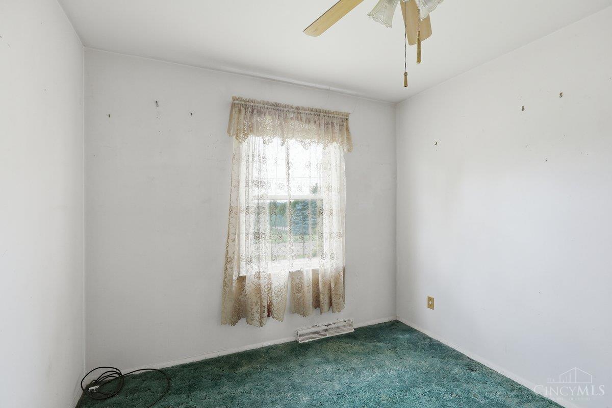 5110 Foley Road Cincinnati, OH 45238 - Photo 30 of 34