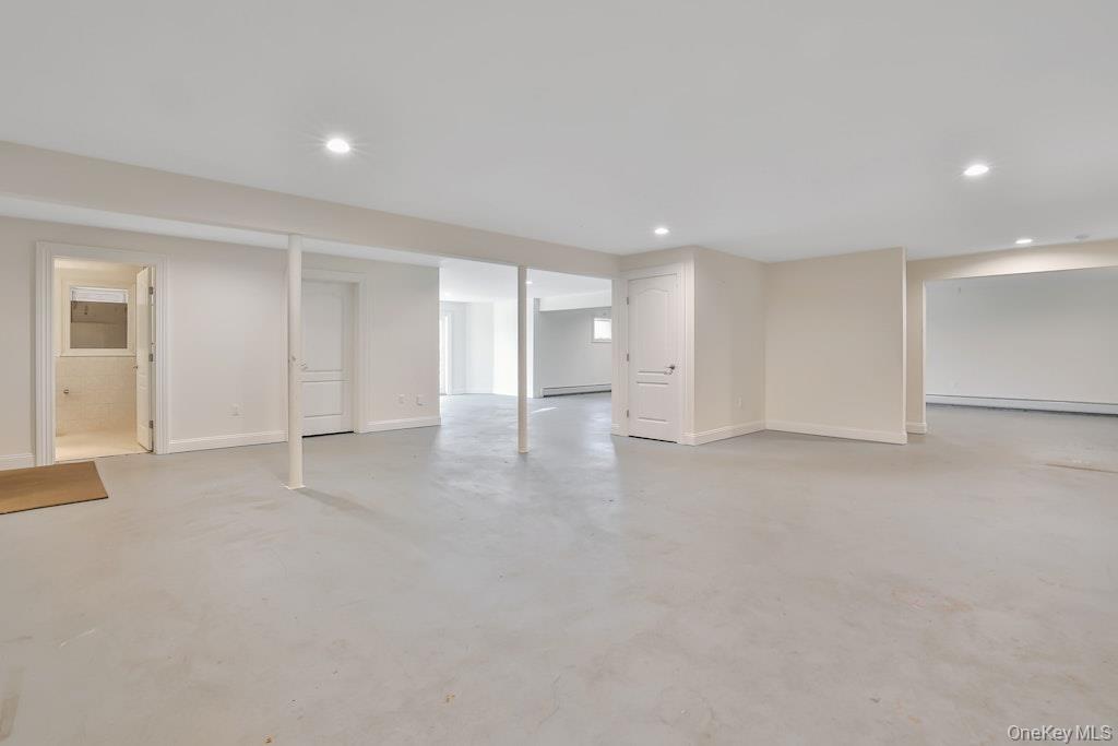 34 Renfrew Road New City, NY 10956 - Photo 38 of 39