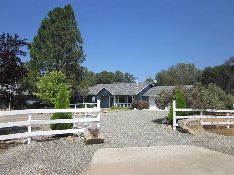 32370 Chickasaw Road Coarsegold, CA 93614 - Photo 1 of 10 Gallery Image 1