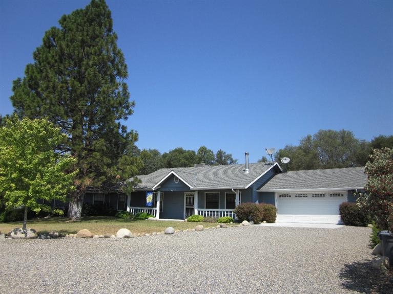 32370 Chickasaw Road Coarsegold, CA 93614 - Photo 2 of 10 Gallery Image 2