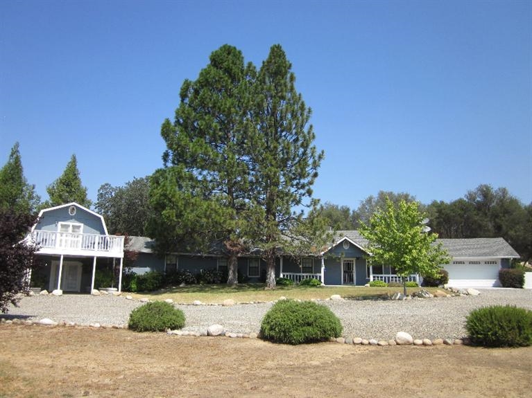 32370 Chickasaw Road Coarsegold, CA 93614 - Photo 3 of 10 Gallery Image 3