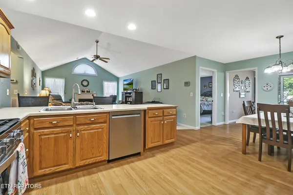 $320,000 | 33 Golf Club Crossover, Crossville, TN 38571