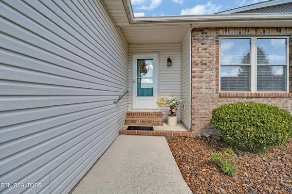 $320,000 | 33 Golf Club Crossover, Crossville, TN 38571