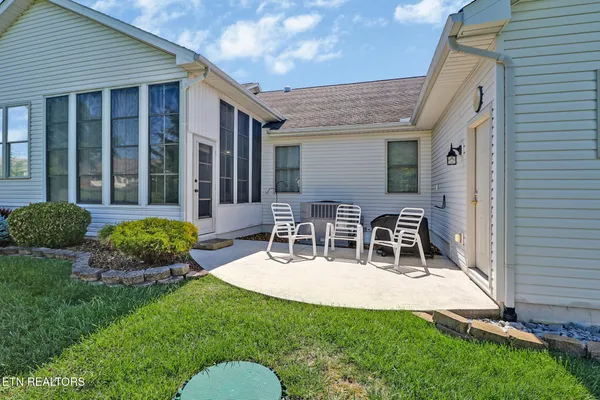 $320,000 | 33 Golf Club Crossover, Crossville, TN 38571