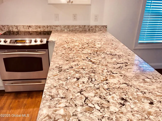 $2,800 | 288 Church Street, Saratoga Springs, NY 12866