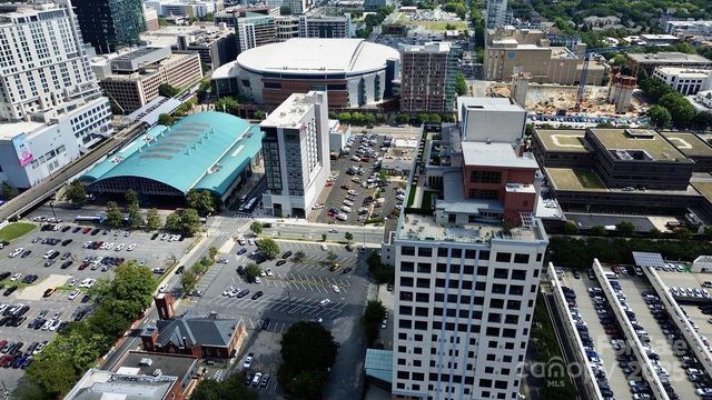 a picture of city view