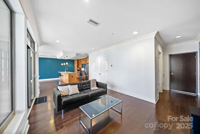 $499,000 | 222 South Caldwell Street, Unit 1509, Charlotte, NC 28202