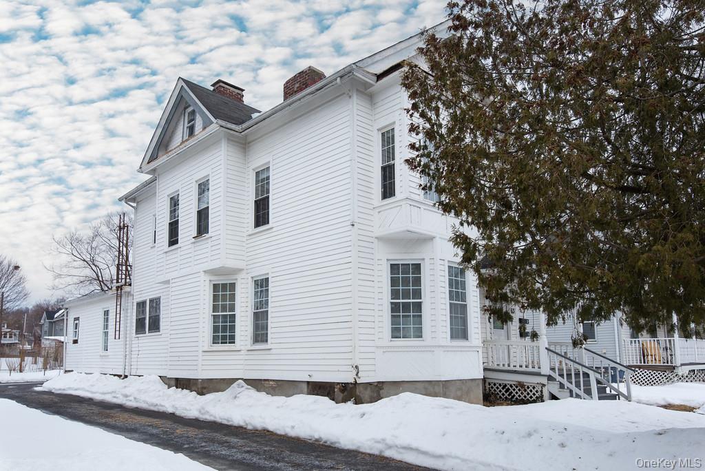 63 Thompson Street Poughkeepsie, NY 12601 - Photo 17 of 19