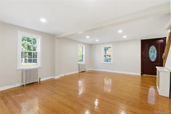 $6,000 | 39 Cox Avenue, Armonk, NY 10504