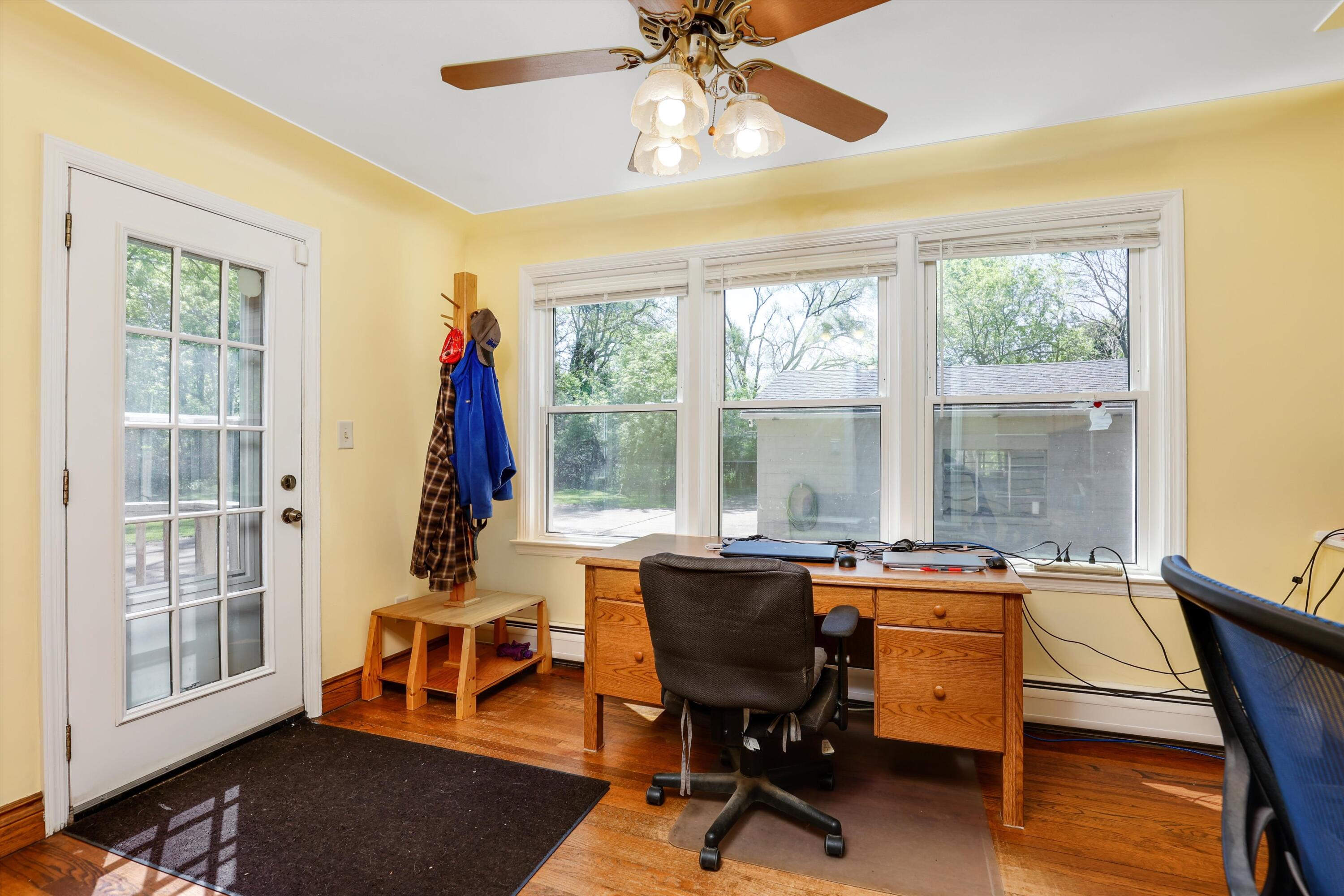 3673 West Maple Road Wixom, MI 48393 - Photo 11 of 45 14-3673 W Maple Rd Wixom 0004