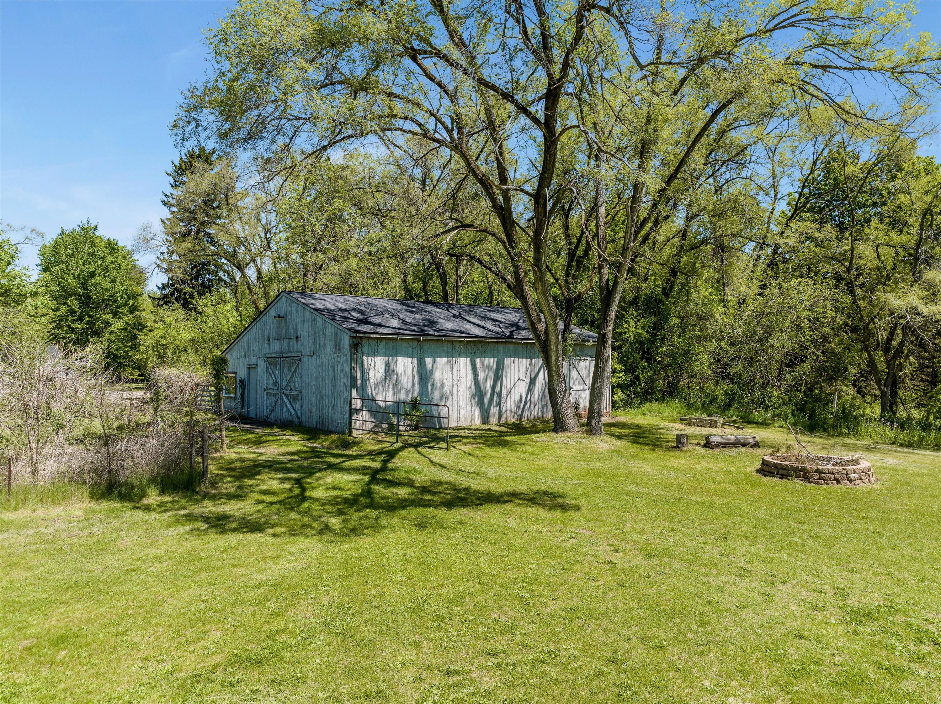 3673 West Maple Road Wixom, MI 48393 - Photo 29 of 45 42-3673 W Maple Rd Wixom 0044