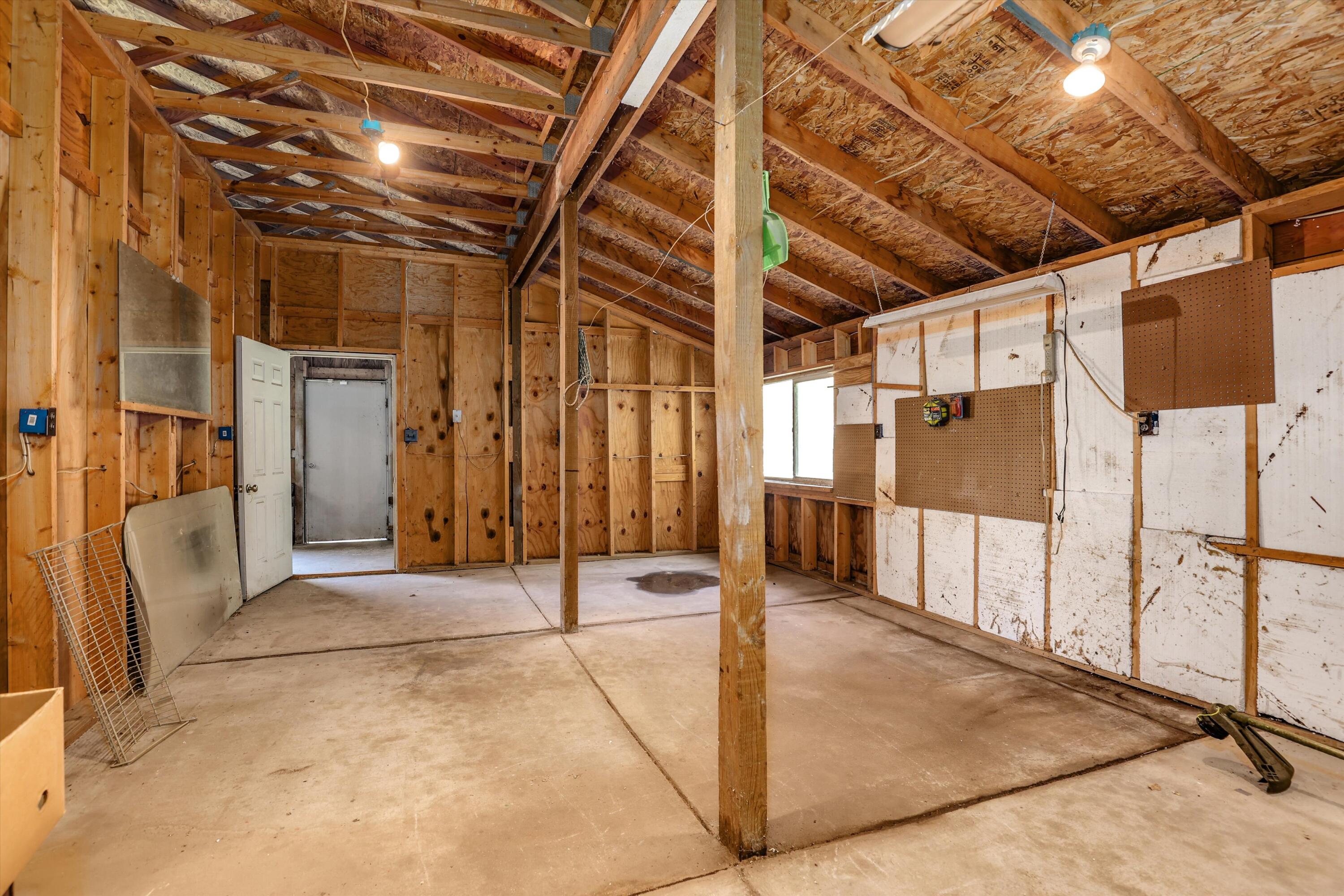3673 West Maple Road Wixom, MI 48393 - Photo 32 of 45 39-3673 W Maple Rd Wixom 0003