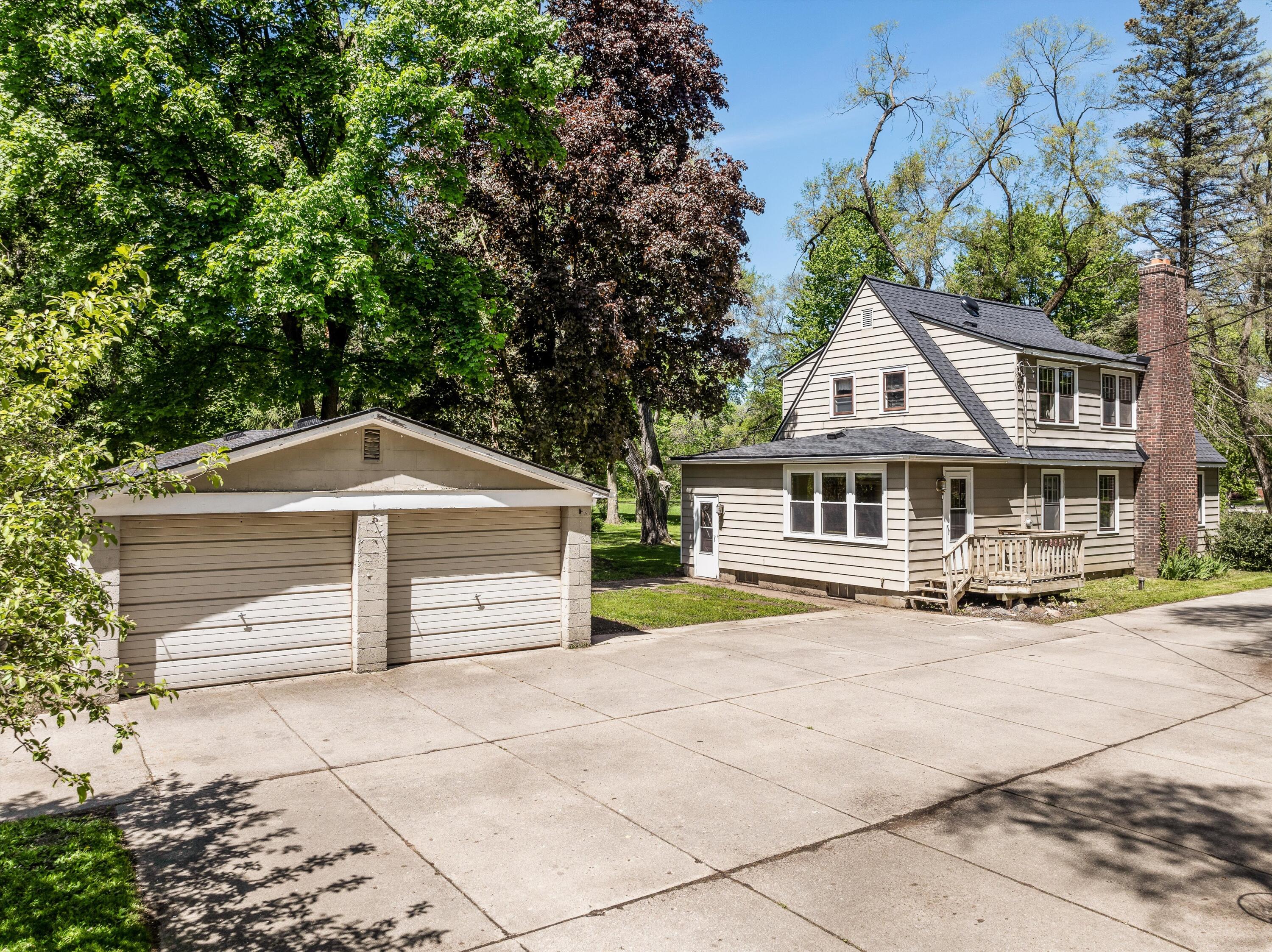 3673 West Maple Road Wixom, MI 48393 - Photo 4 of 45 05-3673 W Maple Rd Wixom 0030