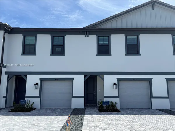 $3,499 | 4286 Efendi Drive, Lantana, FL 33462