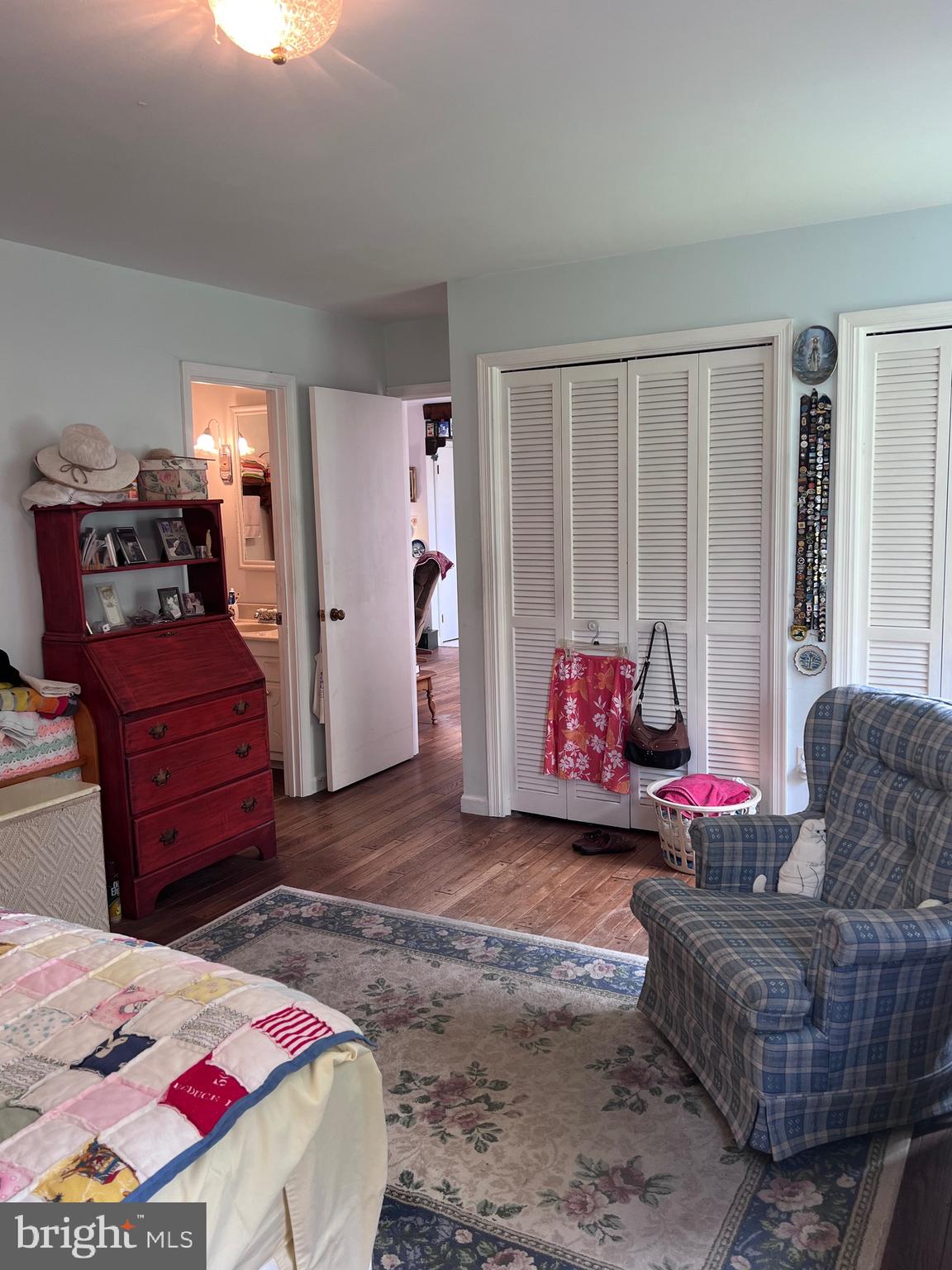 5377 Colt Drive Broad Run, VA 20137 - Photo 36 of 45 a living room with furniture and a couch
