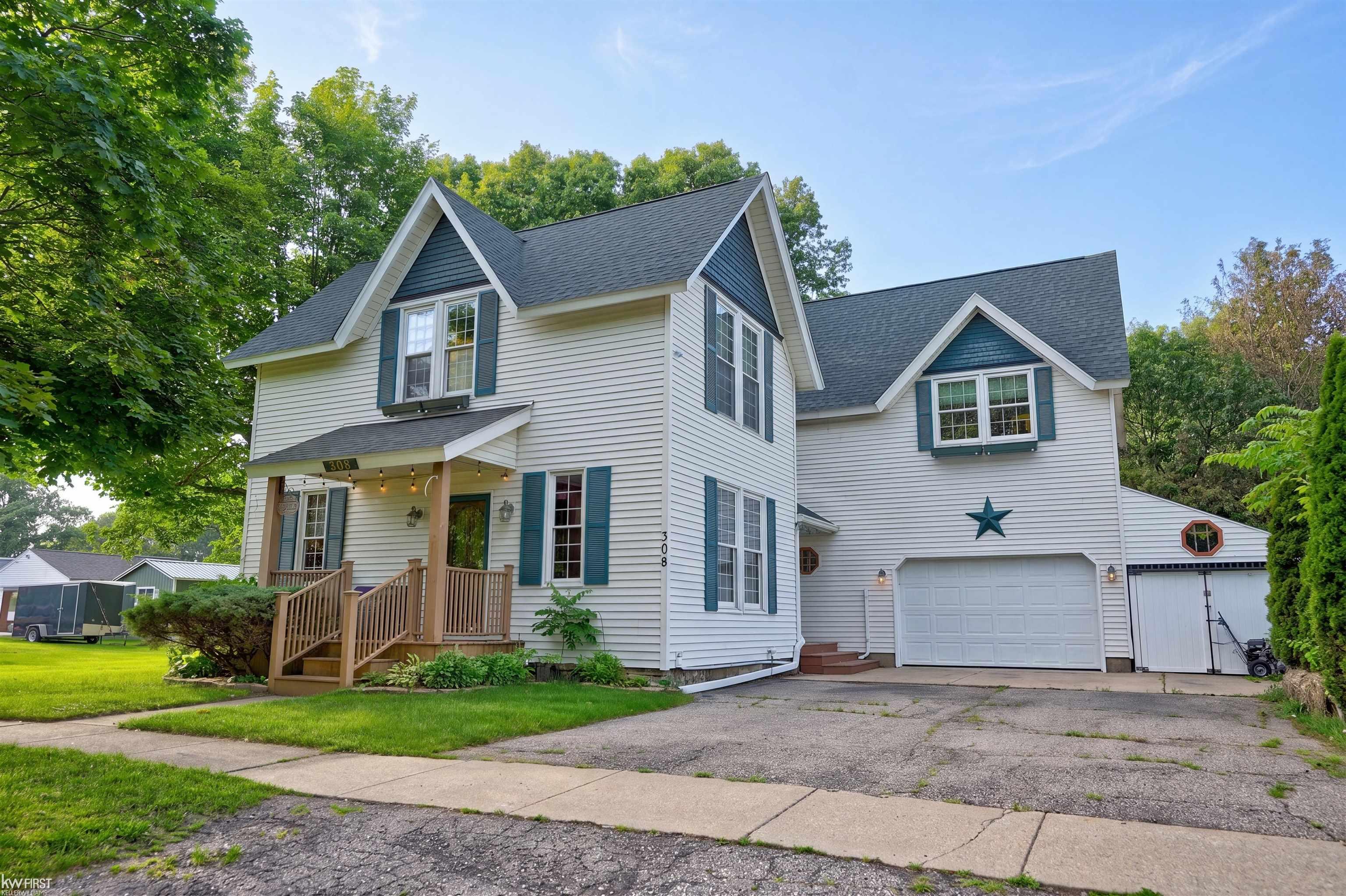 308 Emily Street Flushing, MI 48433 - Photo 5 of 62