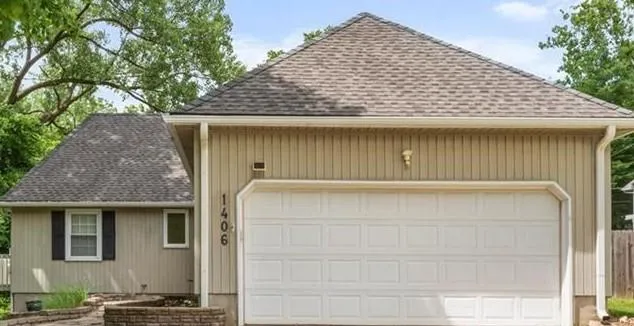 $300,000 | 1406 Northeast 52nd Terrace, Kansas City, MO 64118
