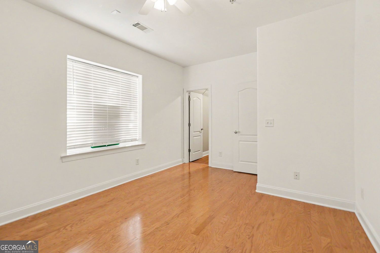 303 Commonwealth Circle Newnan, GA 30263 - Photo 24 of 35